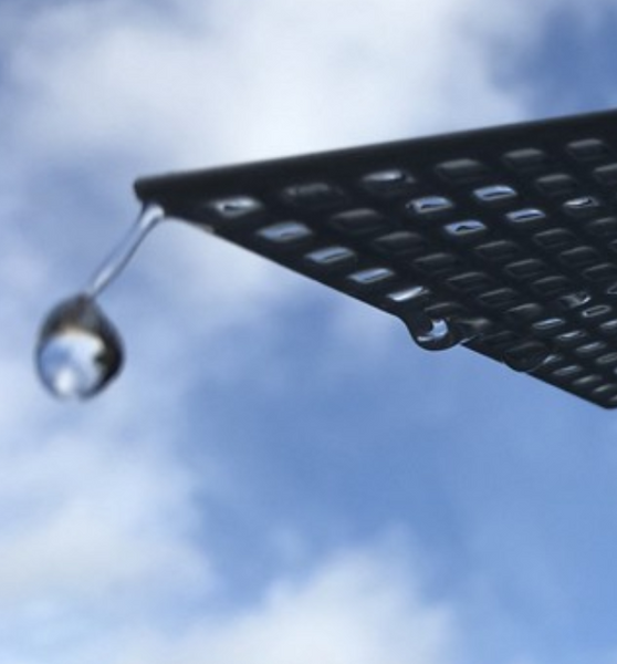 Can stripping the air of its moisture quench the world’s thirst?﻿
